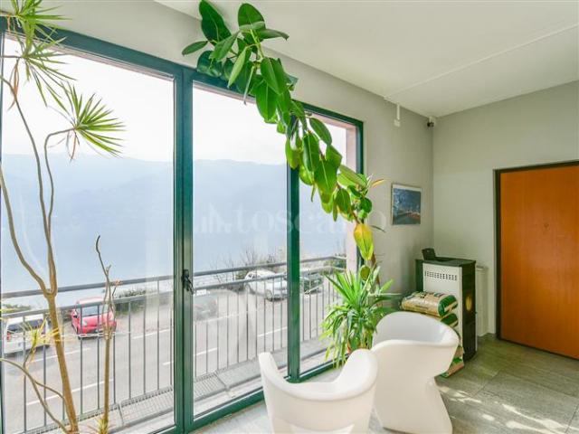 Casa in vendita a Laglio, Lombardia