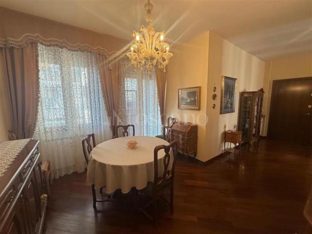 Casa in vendita a Centro Storico, Modena