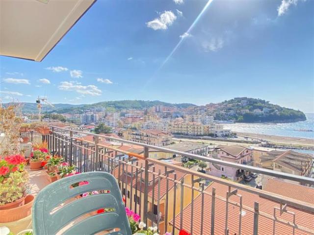 Casa in vendita a Agropoli, Campania