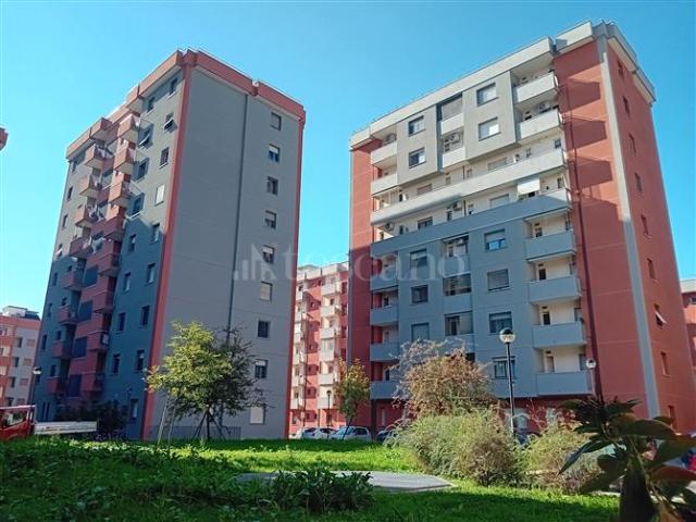 Casa in vendita a Forze Armate, Milano