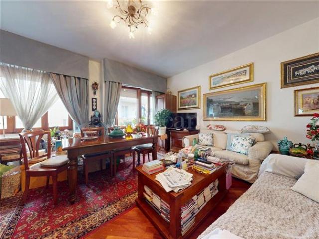 Casa in vendita a Bonaria, Cagliari