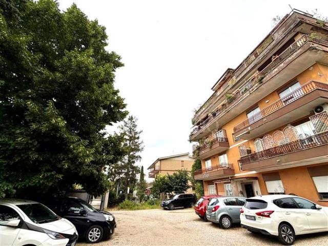 Casa in vendita a Municipio Roma XV, Roma Capitale