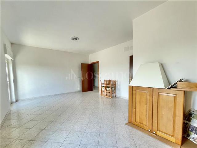 Casa in vendita a Viterbo, Lazio
