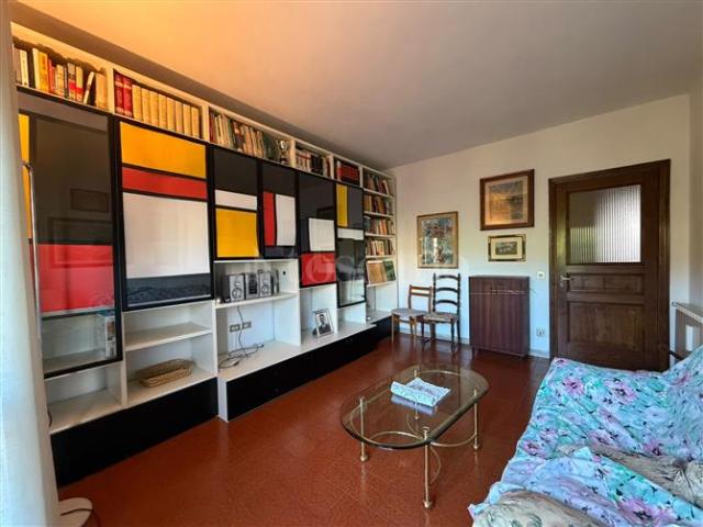 Casa in vendita a Mezzana, Prato