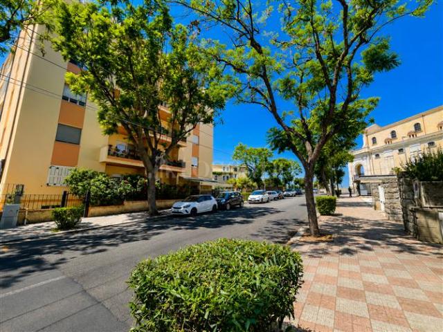 Casa in vendita a Bonaria, Cagliari
