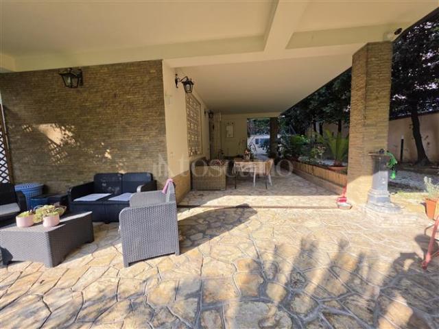 Casa in vendita a I lecci, Prato