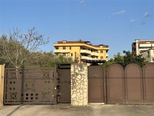 Casa in vendita a Caserta, Campania
