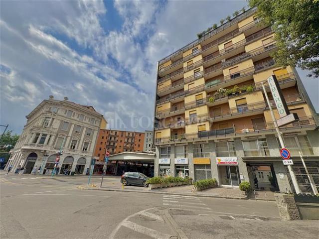 Casa in vendita a Zona Centro, Brescia