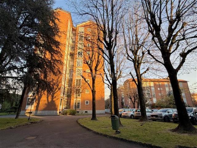 Casa in vendita a Municipio 4, Milano