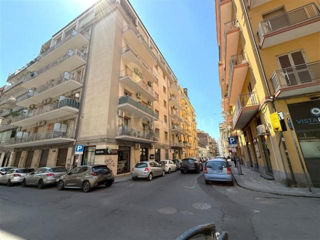 Casa in vendita a Borgo-Sanzio, Catania