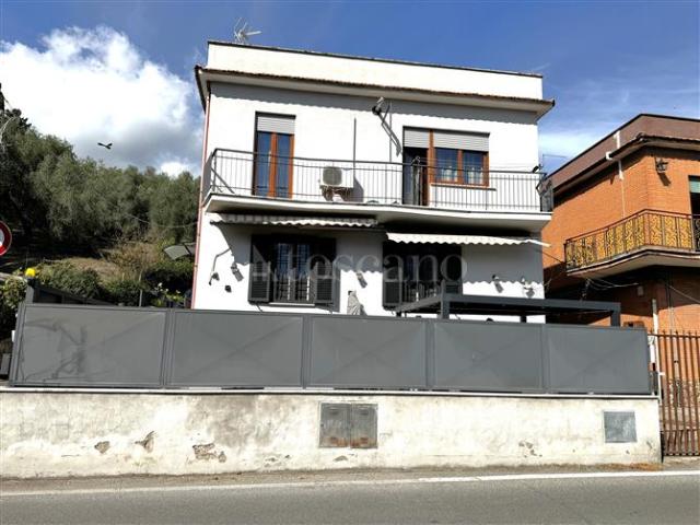 Casa in vendita a Municipio Roma XIII, Roma Capitale