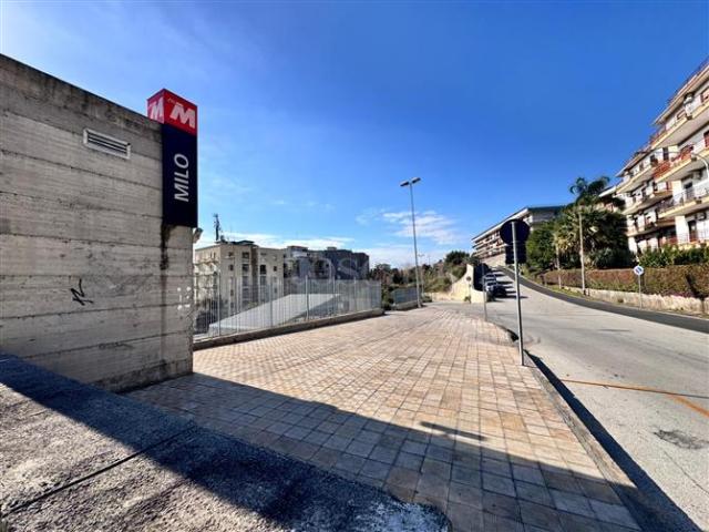 Casa in vendita a Borgo-Sanzio, Catania