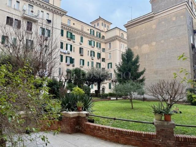 Casa in vendita a Municipio Roma I, Roma Capitale