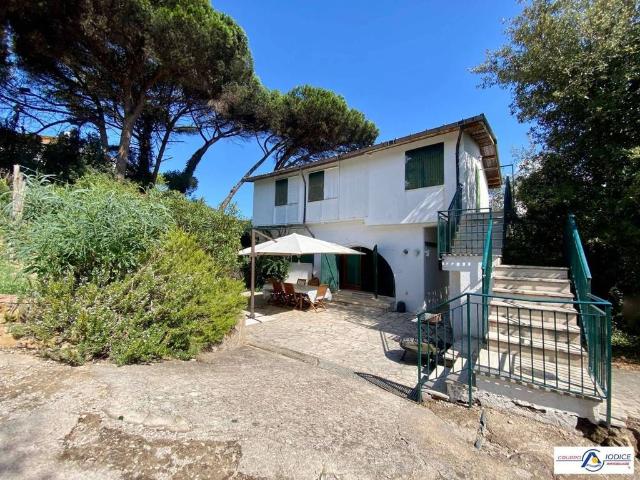 Villa Indipendente in vendita a Sabaudia, Lazio