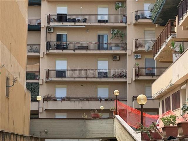 Casa in vendita a Roccella, Palermo
