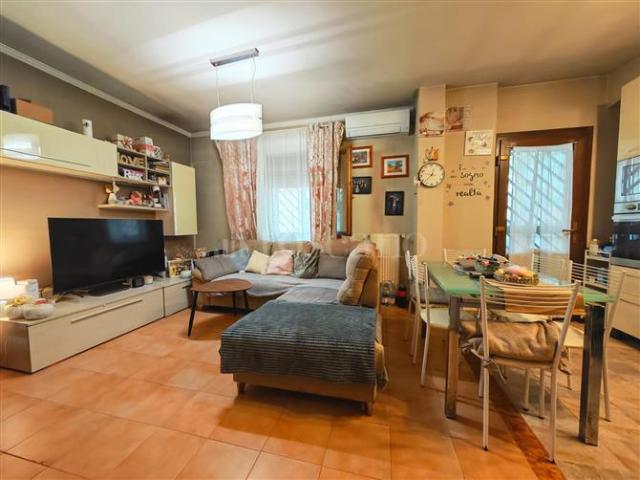 Casa in vendita a Acilia Sud, Roma
