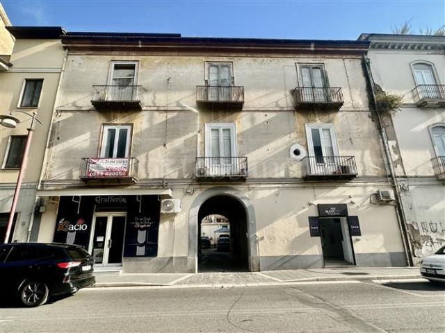 Casa in vendita a Centro Storico, Caserta