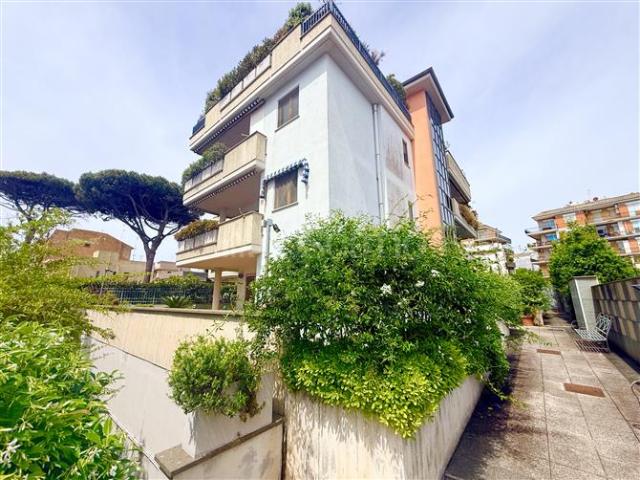 Casa in vendita a Borgo Medievale, Roma Capitale