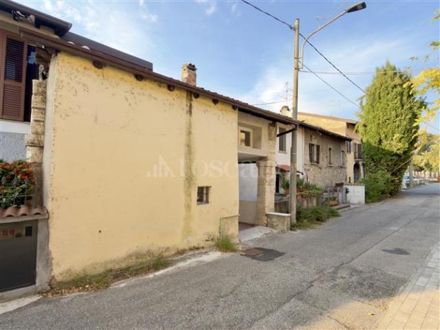 Casa in vendita a Zona Est, Brescia