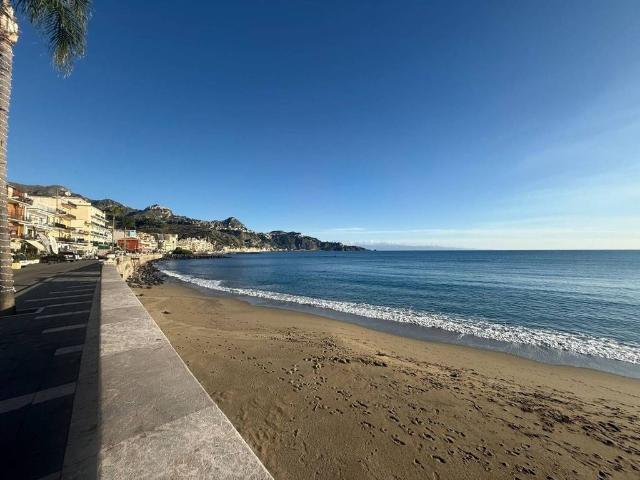 Villa Indipendente in vendita a Chianchitta, Giardini Naxos