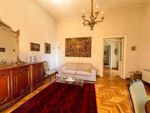 Casa in vendita a Municipalità 4, Campania