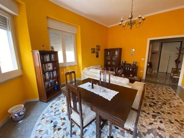 Casa in vendita a Bonaria, Cagliari