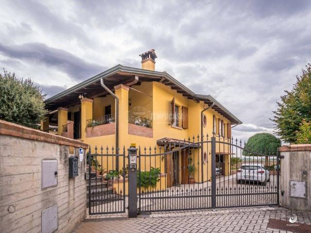 Villa Indipendente in vendita a Unione Terre d'Acqua, San Giovanni In Persiceto