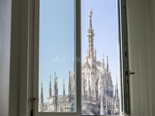 Casa in vendita a Municipio 1, Milano