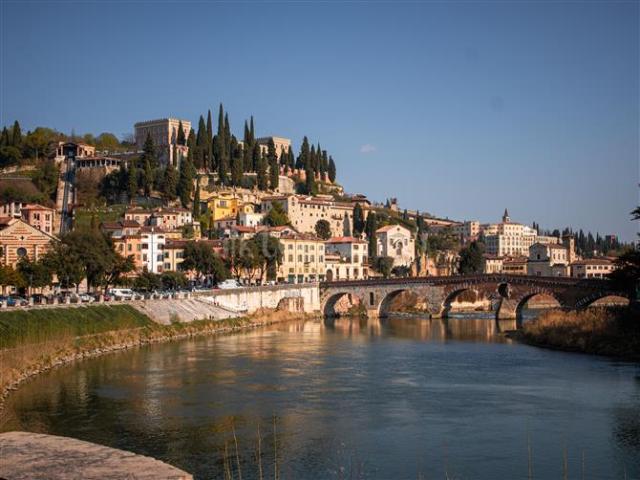 Casa in vendita a Città antica, Verona