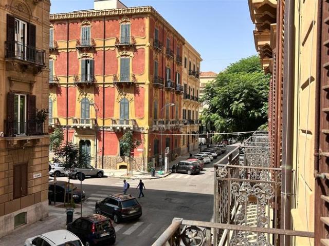Casa in vendita a VIII Circoscrizione, Palermo