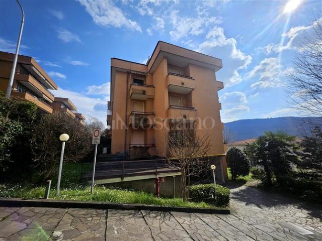 Casa in vendita a Como, Lombardia