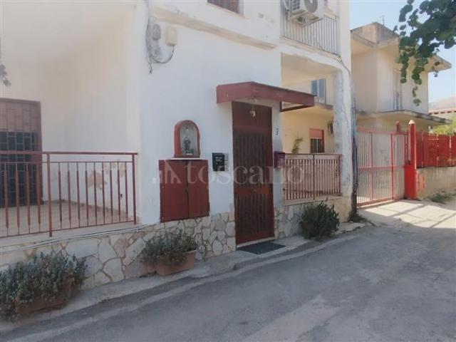 Casa in vendita a Zen, Palermo