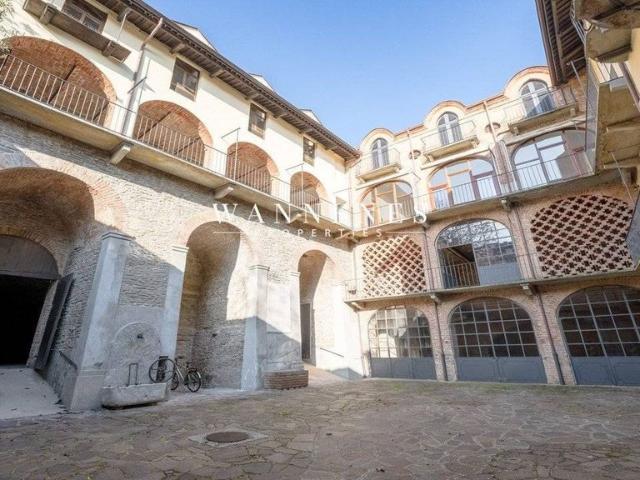 Villa Indipendente in vendita a Piemonte, Asti