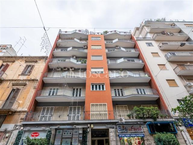 Ufficio in affitto a Municipio 1, Puglia