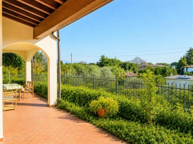 Casa in vendita a Padenghe Sul Garda, Lombardia
