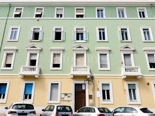 Casa in vendita a Bonaria, Cagliari