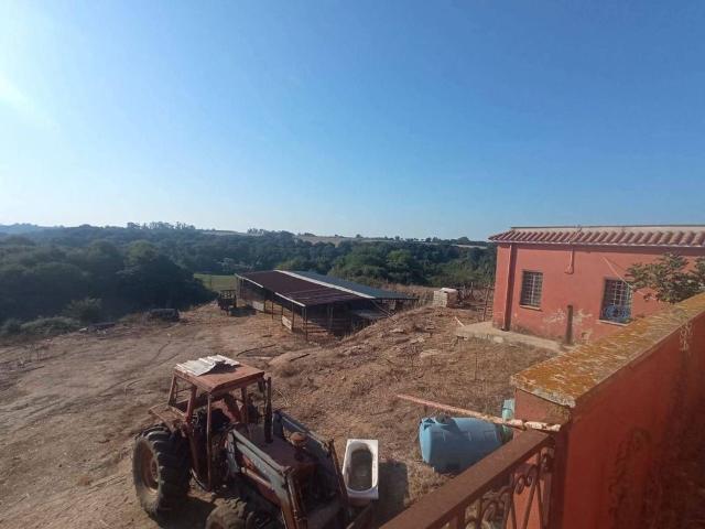 Villa Indipendente in vendita a Le Salzare, Aprilia