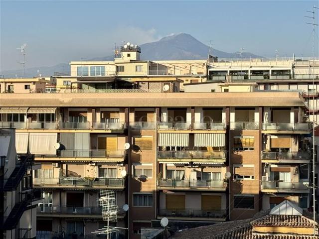 Attico in vendita a Borgo-Sanzio, Catania