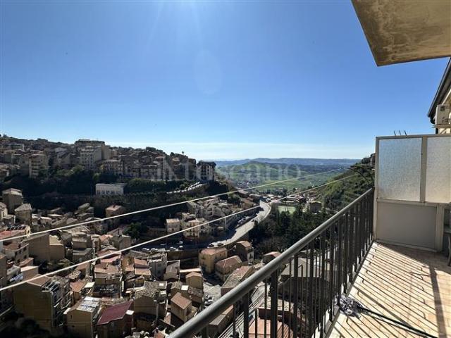 Casa in vendita a Monte, Enna