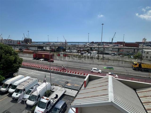 Casa in vendita a Sampierdarena, Genova