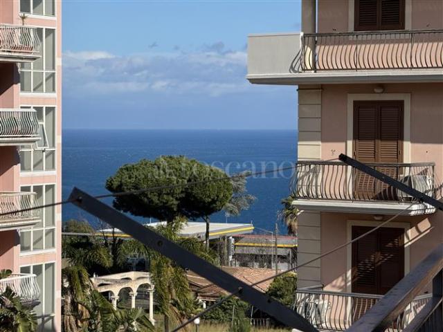 Casa in vendita a Acireale, Sicilia