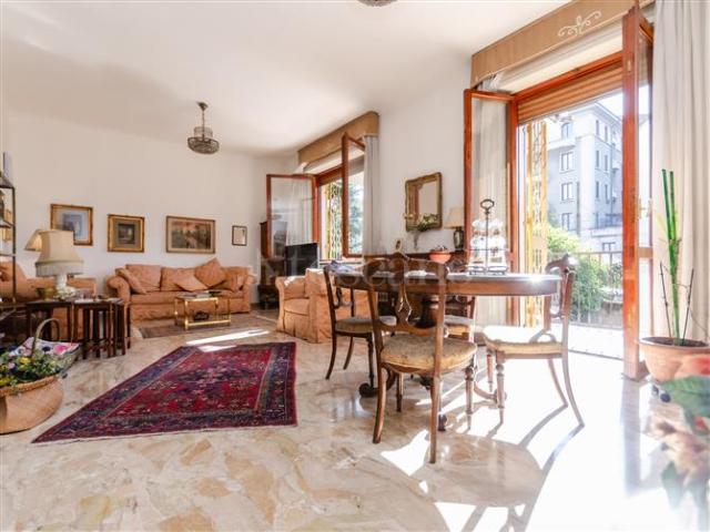 Casa in vendita a Municipio 9, Milano