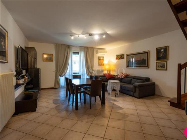 Casa in vendita a Cussignacco / Cussignà, Reana Del Roiale