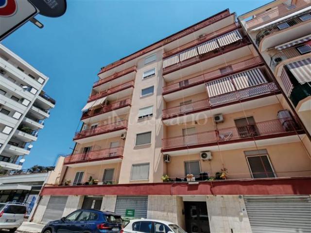 Casa in vendita a Commenda, Brindisi