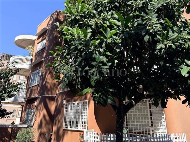 Casa in vendita a Torrino, Roma