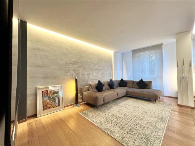 Casa in vendita a Peschiera Del Garda, Veneto