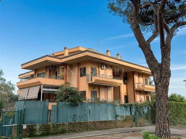 Casa in vendita a Mostacciano, Roma Capitale