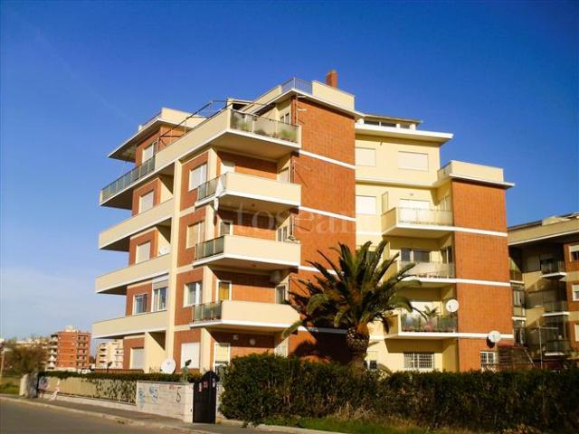 Casa in vendita a Lido di Ostia, Roma Capitale