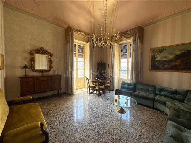 Casa in vendita a Centro storico, Catania