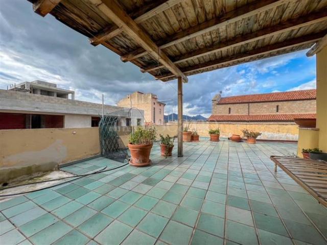 Casa in vendita a Olbia, Sassari